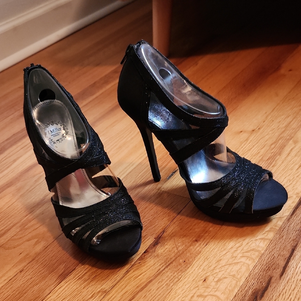 I.Miller Beautiful Shoes Black Freda Sparkley Size 7